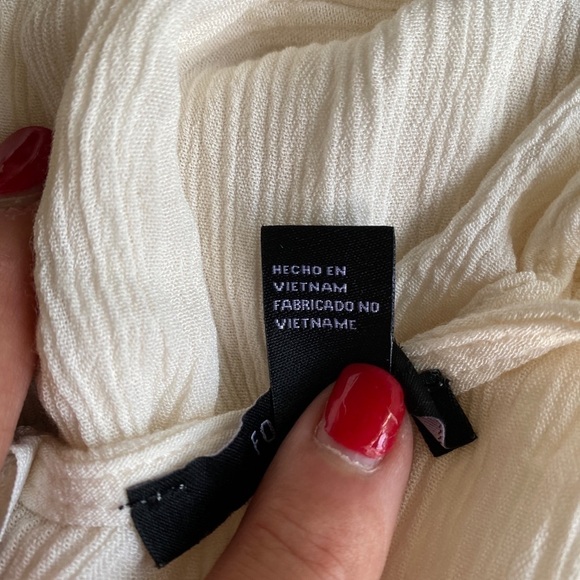 Forever 21 Mini Ivory Cream Color Dress w/ Ruffle Trim Plunging Neckline Size M - Picture 7 of 11